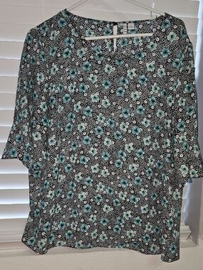 Elle Black and Teal Floral Top